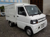 It is a picture of the white mitsubishi minicab truck in 2011,First Photo Stock No.Y032538