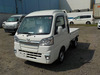 It is a picture of the white daihatsu hijet jumbo in 2019,Sub Photo 1 Stock No.Y032621