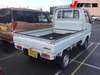 It is a picture of the white suzuki carry truck in 1992,Sub Photo 33 Stock No.Y032675