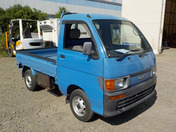 It is a picture of the blue daihatsu hijet truck in 1996,First Photo Stock No.Y032724