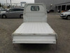It is a picture of the white suzuki carry truck in 2002,Sub Photo 4 Stock No.Y032863