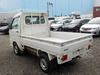 It is a picture of the white daihatsu hijet  truck in 2004,Sub Photo 3 Stock No.Y033650
