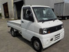 It is a picture of the white mitsubishi minicab  truck in 2002,Sub Photo 0 Stock No.Y033664
