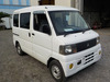 It is a picture of the white mitsubishi minicab passenger van in 2003,Sub Photo 0 Stock No.Y033883