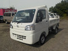 It is a picture of the white daihatsu hijet dump in 2020,Sub Photo 2 Stock No.Y034049