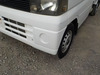 It is a picture of the white mitsubishi minicab truck in 2001,Sub Photo 24 Stock No.Y034116