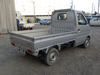 It is a picture of the silver suzuki carry truck in 2002,Sub Photo 2 Stock No.Y034213