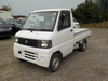 It is a picture of the white nissan clipper  truck in 2005,Sub Photo 1 Stock No.Y034304