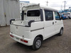 It is a picture of the white daihatsu hijet deck van in 2011,Sub Photo 2 Stock No.Y034314