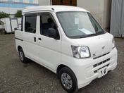 It is a picture of the white daihatsu hijet deck van in 2011,First Photo Stock No.Y034314