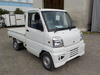 It is a picture of the white mitsubishi minicab truck in 1999,Sub Photo 0 Stock No.Y034383