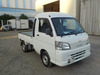 It is a picture of the white daihatsu hijet jumbo in 2009,Sub Photo 0 Stock No.Y034656