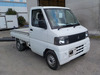 It is a picture of the white mitsubishi minicab truck in 2001,Sub Photo 0 Stock No.Y034674
