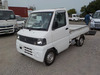 It is a picture of the white mitsubishi minicab  truck in 2000,Sub Photo 1 Stock No.Y034741