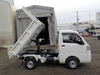It is a picture of the white daihatsu hijet dump in 2020,Sub Photo 0 Stock No.Y034849