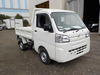 It is a picture of the white daihatsu hijet dump in 2020,Sub Photo 1 Stock No.Y034849