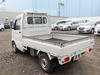 It is a picture of the white suzuki carry truck in 2006,Sub Photo 3 Stock No.Y034867