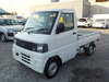 It is a picture of the white mitsubishi minicab  truck in 2001,Sub Photo 2 Stock No.Y035001