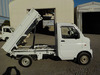 It is a picture of the white suzuki carry dump in 2005,Sub Photo 0 Stock No.Y035197