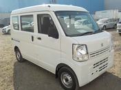 It is a picture of the white suzuki every passenger van in 2019,First Photo Stock No.Y035424