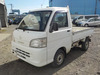 It is a picture of the white daihatsu hijet dump in 2007,Sub Photo 2 Stock No.Y035757