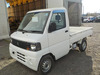 It is a picture of the white mitsubishi minicab truck in 2002,Sub Photo 1 Stock No.Y035766