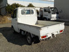It is a picture of the white nissan clipper truck in 2004,Sub Photo 3 Stock No.Y035838