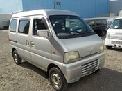 It is a picture of the silver suzuki every passenger van in 2003,First Photo Stock No.Y036119