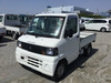It is a picture of the white mitsubishi minicab dump in 2007,Sub Photo 0 Stock No.Y036338
