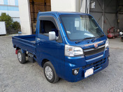 It is a picture of the blue daihatsu hijet  truck in 2014,First Photo Stock No.Y036577