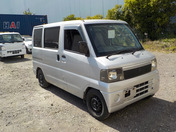 It is a picture of the silver mitsubishi minicab passenger van in 2001,First Photo Stock No.Y037247