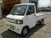 It is a picture of the white mitsubishi minicab dump in 2010,Sub Photo 2 Stock No.Y037478