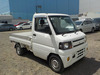 It is a picture of the white mitsubishi minicab dump in 2010,Sub Photo 1 Stock No.Y037478