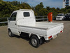 It is a picture of the white suzuki carry truck in 2001,Sub Photo 3 Stock No.Y038245