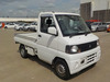 It is a picture of the white mitsubishi minicab truck in 2004,Sub Photo 0 Stock No.Y038326