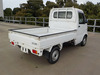 It is a picture of the white suzuki carry truck in 2003,Sub Photo 4 Stock No.Y038634