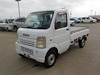 It is a picture of the white suzuki carry truck in 2003,Sub Photo 1 Stock No.Y038634