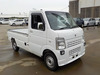 It is a picture of the white suzuki carry truck in 2013,Sub Photo 0 Stock No.Y038754