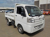 It is a picture of the white daihatsu hijet dump in 2015,Sub Photo 2 Stock No.Y039490
