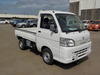 It is a picture of the white daihatsu hijet dump in 2011,Sub Photo 2 Stock No.Y039492
