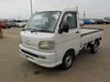 It is a picture of the white daihatsu hijet truck in 2000,Sub Photo 1 Stock No.Y039685
