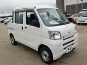It is a picture of the white daihatsu hijet deck van in 2015,First Photo Stock No.Y039828