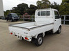 It is a picture of the white suzuki carry truck in 2005,Sub Photo 4 Stock No.Y039865