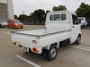 It is a picture of the white suzuki carry truck in 2004,Sub Photo 4 Stock No.Y039971