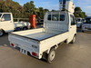 It is a picture of the white suzuki carry truck in 2006,Sub Photo 4 Stock No.Y040098