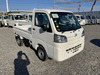 It is a picture of the white daihatsu hijet truck in 2021,Sub Photo 0 Stock No.Y040150