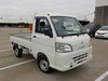 It is a picture of the white daihatsu hijet truck in 2006,Sub Photo 0 Stock No.Y040193