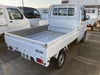 It is a picture of the white suzuki carry truck in 2006,Sub Photo 4 Stock No.Y040225