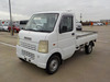 It is a picture of the white suzuki carry truck in 2003,Sub Photo 1 Stock No.Y040285