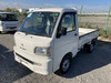 It is a picture of the white daihatsu hijet truck in 2000,Sub Photo 1 Stock No.Y040319